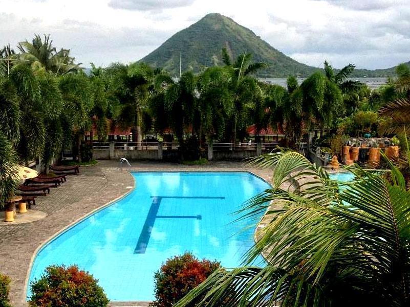 Calinisan Beach Resort Batangas Luaran gambar
